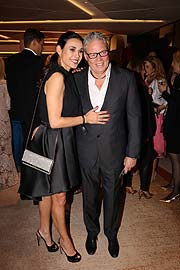 Heiner Kamps mit Frau Ella  beim „Vier Jahreszeiten Fashion Charity Dinner“ 2018(©Foto. Martin Schmitz)